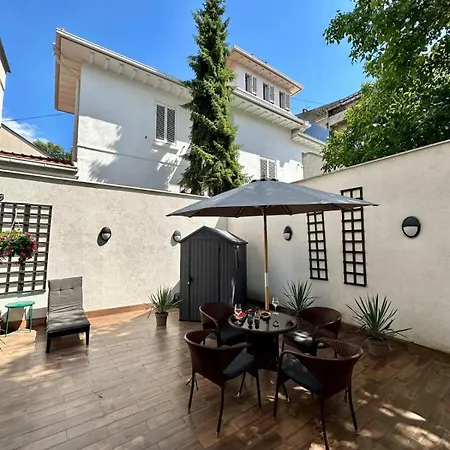 Garden Area Lux Apartment Belgrade Exterior photo